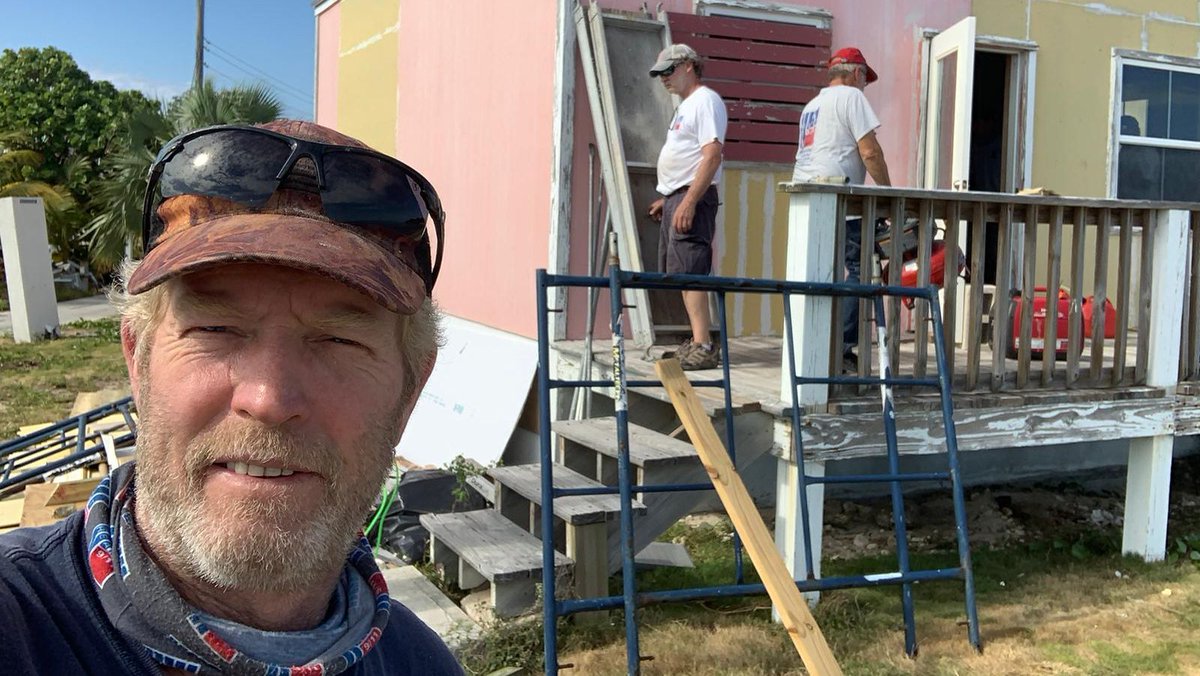 heart911team's tweet photo. Check out the work HEART 9/11 volunteers are doing in #GreenTurtleCay #Bahamas. HEART 9/11 is rebuilding the community one roof at a time. #HurricaneDorian #gtcstrong https://t.co/EdVMywfVAa
