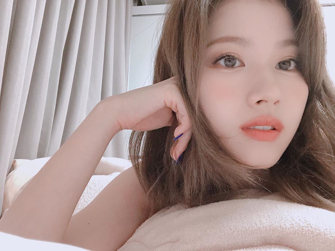 msnpics's tweet photo. minatozaki sana https://t.co/nkgd2DbnIh