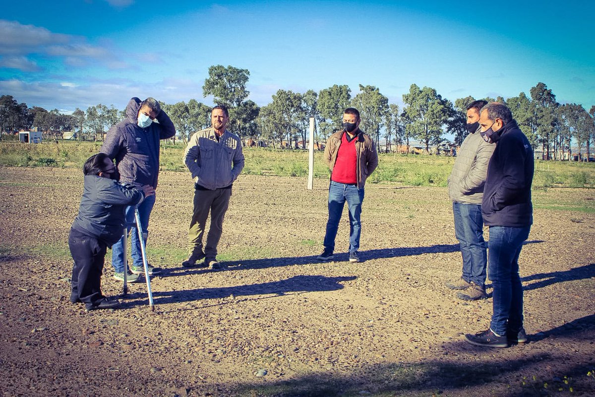 33JoseBehotats's tweet photo. #MUNICIPALES #DE #TRELEW
#GESTION #MADERNA 
En la mañana de hoy me reuni con 
Luis ñancucheo de la Agencia de producción, Sergio Espinoza de Fundación El Páramo y Pablo  Garbarini quien estara a cargo del Programa Inclusivo de Desarrollo Agroecológico.
@TWAMaderna @Hector56436347 https://t.co/z9YXymxE8V