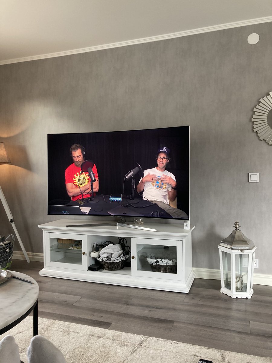 ThereseArnesen1's tweet image. Soooo excited for this guys! #ldat @Mythical @rhettmc and @LinkNeal ❤️😍🥱😴