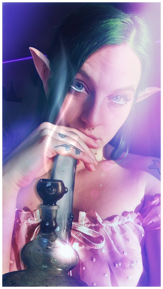 AlCre8's tweet image. you need a mood lifter, i think🤔