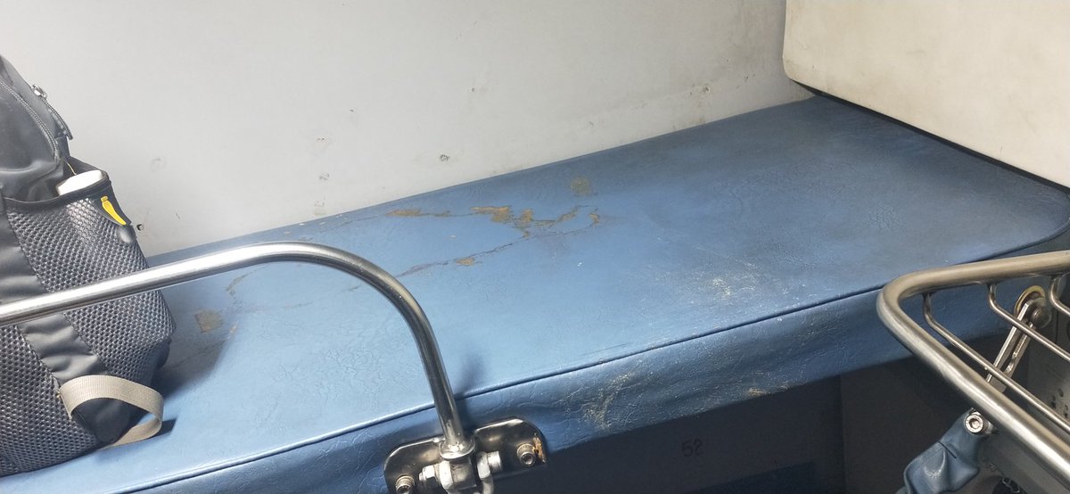 Amitmrj05's tweet photo. ये रही covid-19 के दौरान भारतीय रेल की सफ़ाई #train02572,#anvt to #andn,#PNR2700498470 compl.reference.2021050301165 शिकायत करने के बाद भी मुझे कोई respons नही मिला।
@RailMinIndia
@PiyushGoyal
@ministryofHome
@PMOIndia
@narendramodi_in
@SupriyaShrinate https://t.co/UVMSF4unLw