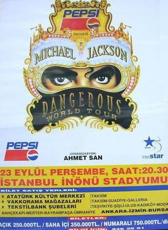 elohimmethh's tweet photo. Konserlere hasret kaldığımız bu döneme ve 1993 yılına bakalım;

26 Mayıs / Guns N' Roses 
20 Haziran / Elton John
25 Haziran / Metallica
2 Temmuz / Sting
13 Eylül / Bon Jovi
17 Eylül / Scorpions
23 Eylül/ Michael Jackson https://t.co/3KgI0vbVCC