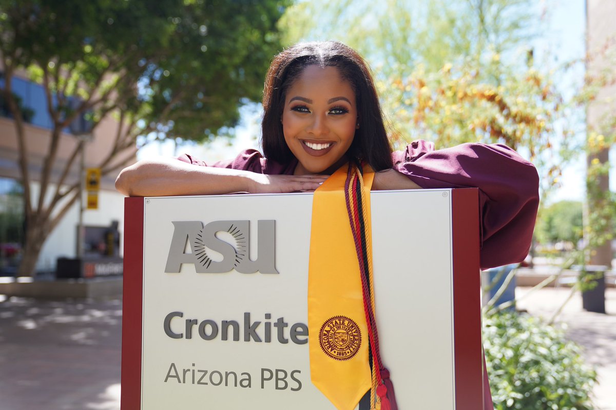 IvoryWardTV's tweet photo. Feels good to be a Cronkite grad 🎓@Cronkite_ASU #CronkiteNation https://t.co/pxmxPOBthA
