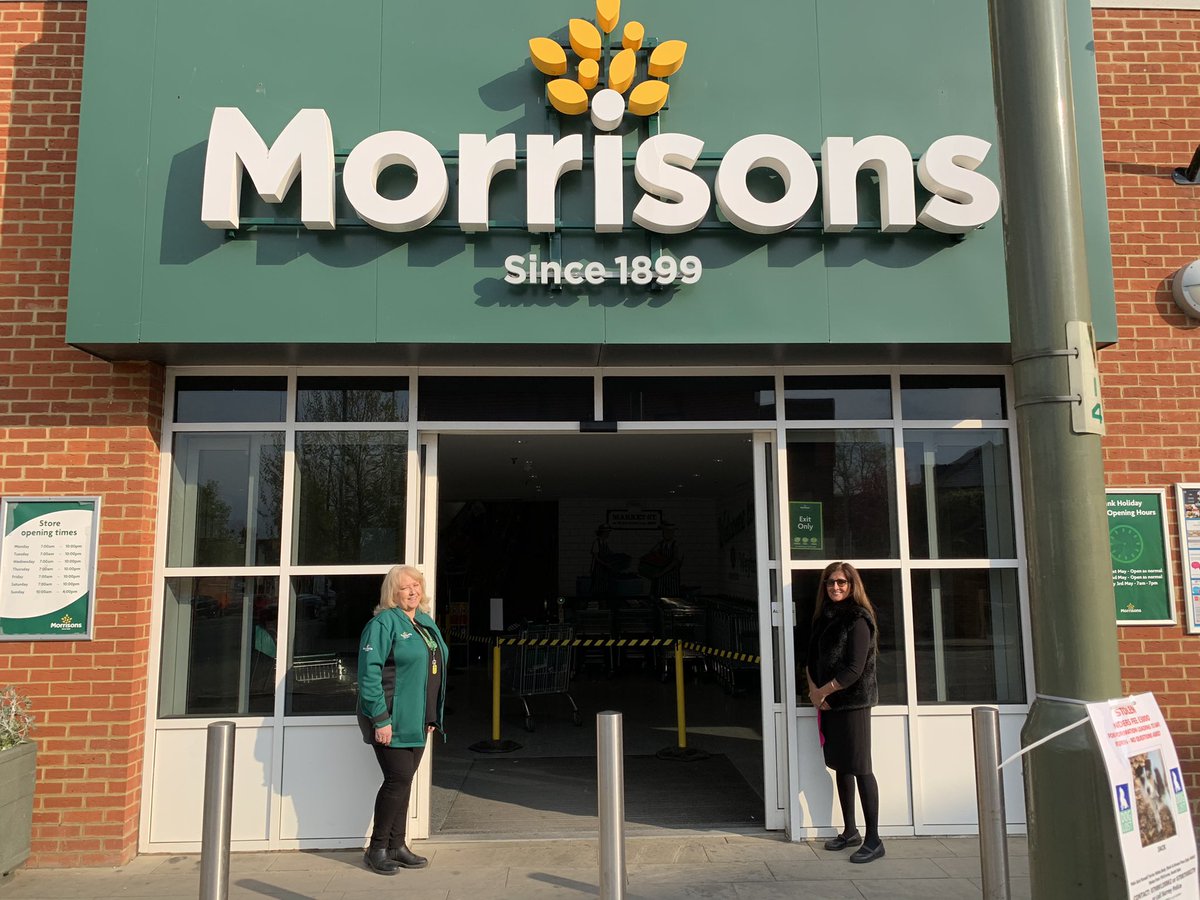 BintiPeriod's tweet image. Women should not use toilet paper to manage their periods. 
Our #DignityAtWork campaigns designed to #EndPeriodStigma &amp;amp; provide free period products for anyone who needs them. Thank you  @MairiMactagg @morrisons #Weybridge

#PeriodDignity #Surrey #PeriodDignityAtWork #BintiPeriod