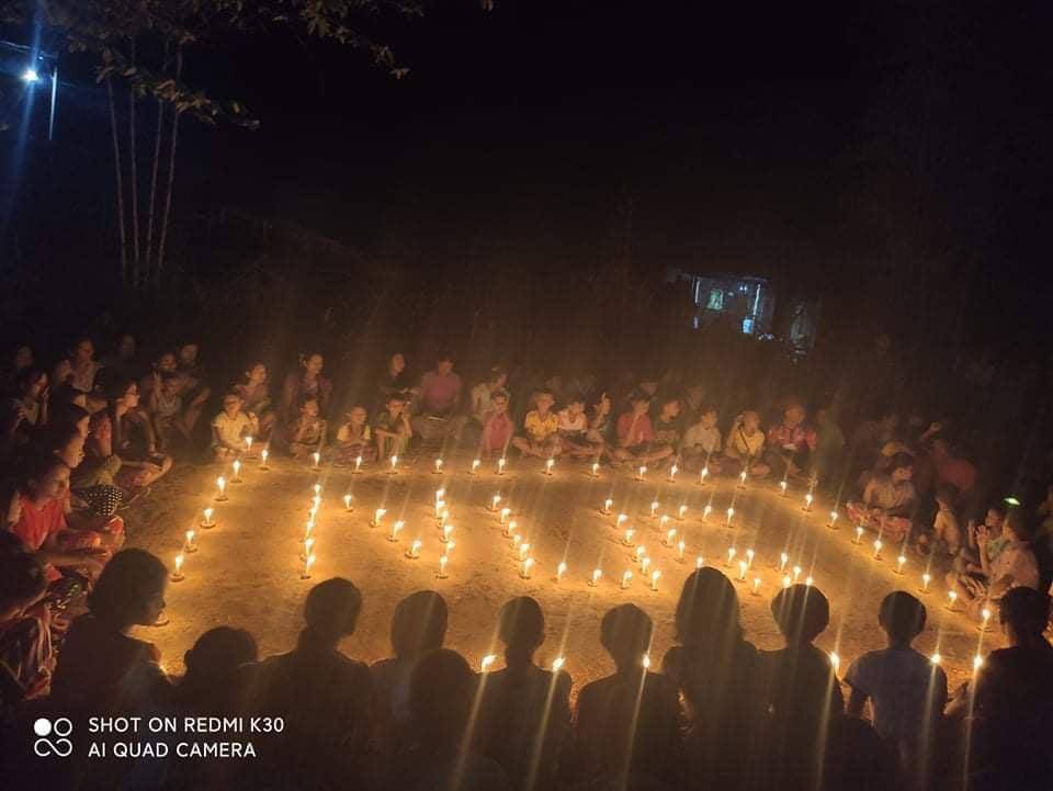 Residents in ShweKan, Kyaukpadaung joined in sit-in night strike with candlelight’s demonstrating “NUG” as in support of <a href="/NUGMyanmar/">National Unity Government Myanmar</a> and i. defiance of Bloodthirsty Junta. #May3Coup #WhatsHappeningInMyanmar
