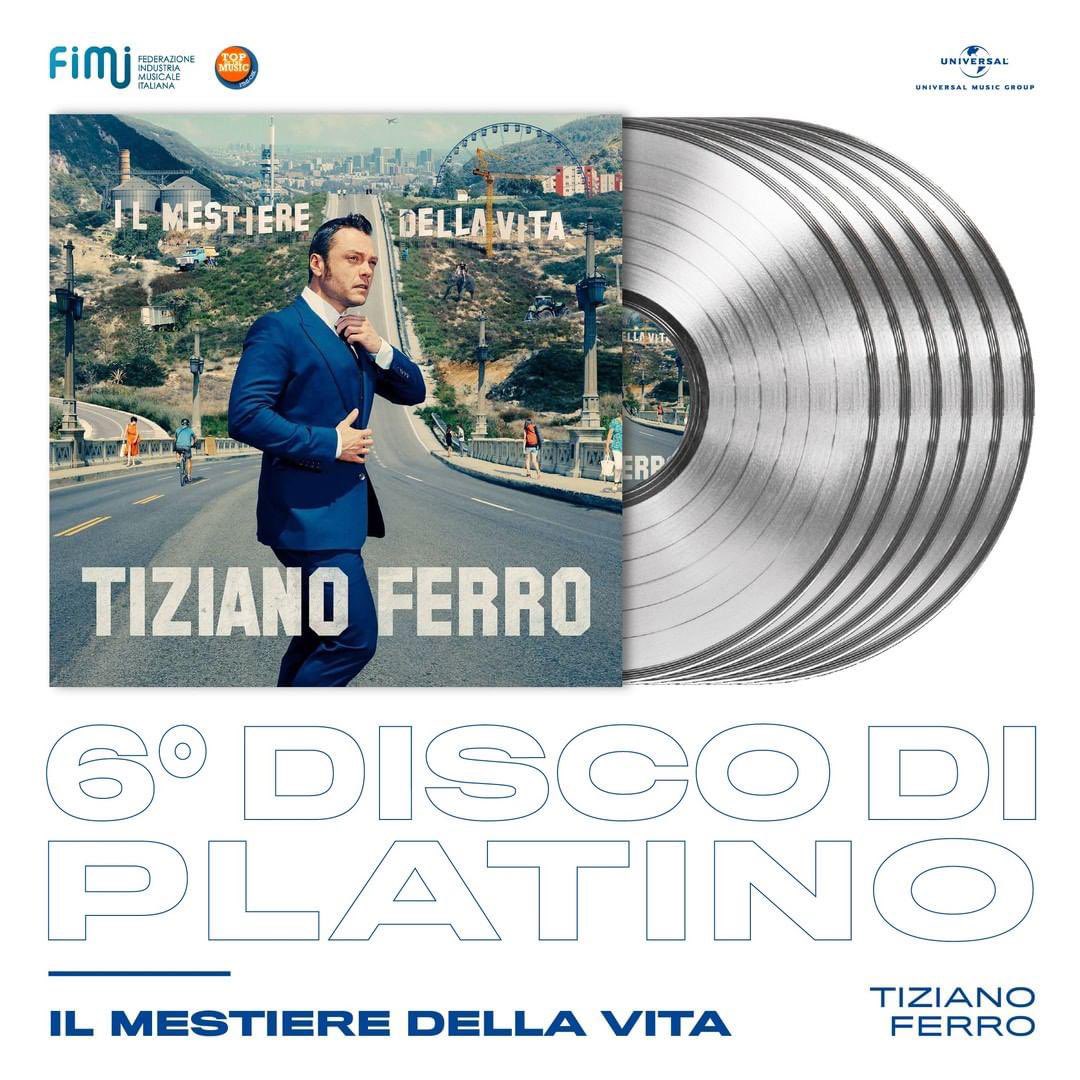 TizianoFerro's tweet photo. Il Mestiere Della Vita 
è 6 Platino 🙏
💿💿💿💿💿💿
@FIMI_IT @umitalia 
#6Platino #ilmestieredellavita https://t.co/qwtEUMYwsj