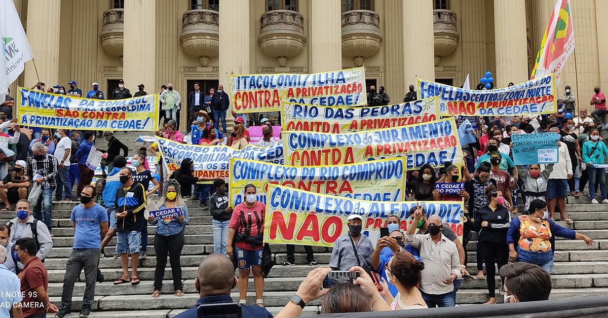 CUPE National (@cupenat) on Twitter photo Despite warnings, <a href="/cppinvestments/">CPP Investments</a> has bought into a risky scheme to privatize the largest public #water system in #Brazil. Canadian workers' retirement fund should never be used to prey on people's needs for clean water or violate human rights. #cdnpoli cupe.ca/brazilian-wate… Despite warnings, <a href="/cppinvestments/">CPP Investments</a> has bought into a risky scheme to privatize the largest public #water system in #Brazil. Canadian workers' retirement fund should never be used to prey on people's needs for clean water or violate human rights. #cdnpoli cupe.ca/brazilian-wate…