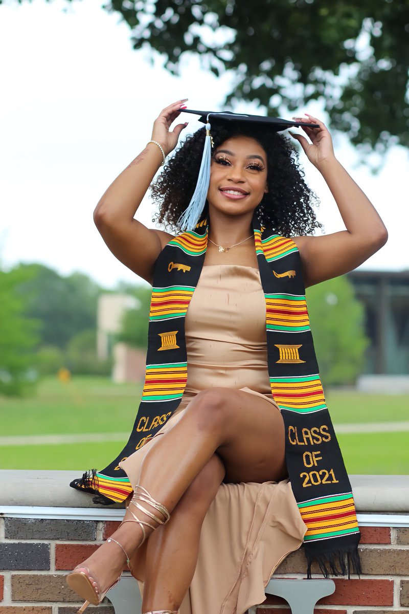 kaylabreon's tweet photo. I’m proud to say in 12 days I will be graduating from THE Prairie View A&amp;M University 💜💛
#pvgrad #HBCUGrad https://t.co/fUZ657vFAx