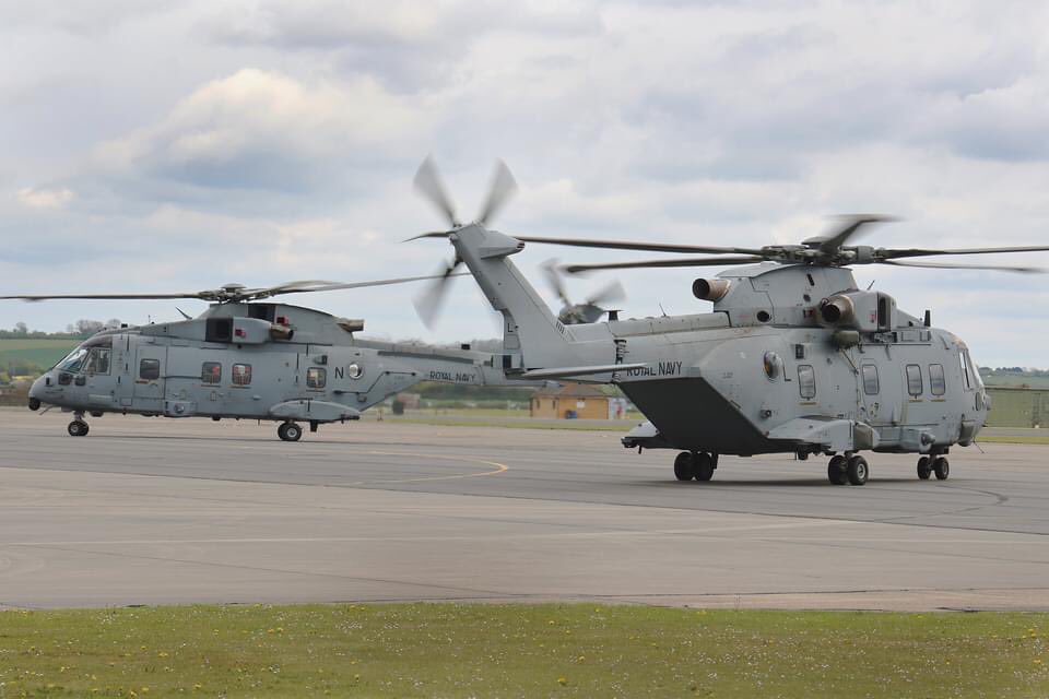 RNASYeovilton's tweet photo. Today 3 Commando Merlins @845 set off from @RNASYeovilton to join @RoyalNavy Carrier Strike Group.

They join @HMSQNLZ QUEEN ELIZABETH #CSG21 on a 7 month global deployment &amp; are now embarked @RFAFortVictoria @co_chf @CdreGriff Stay safe #flynavy 🚁🚁🚁⚓️ https://t.co/VFZG3DKge7