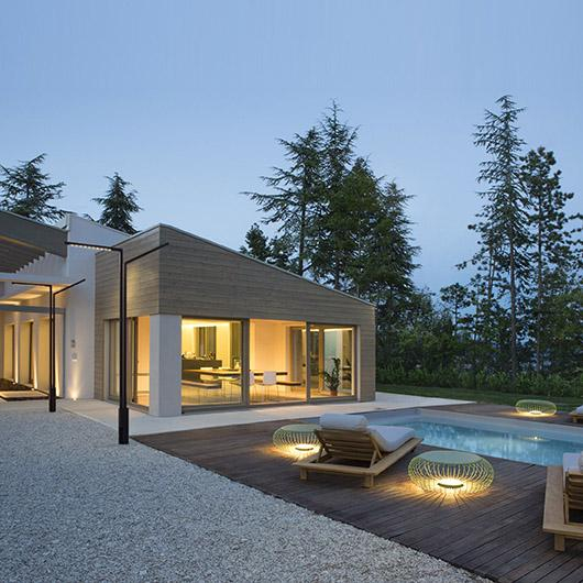 DulanskiGroup's tweet image. As everyone starts to get outside to enjoy the nice weather, you might want to check out some outdoor lighting options, like VIBIA PALO ALTO. 
Ask The Dulanski Group about it for more info!
dulanski.com/palo-altos-ins…
#TheDulanskiGroup #VibiaMiles #PaloAlto #outd