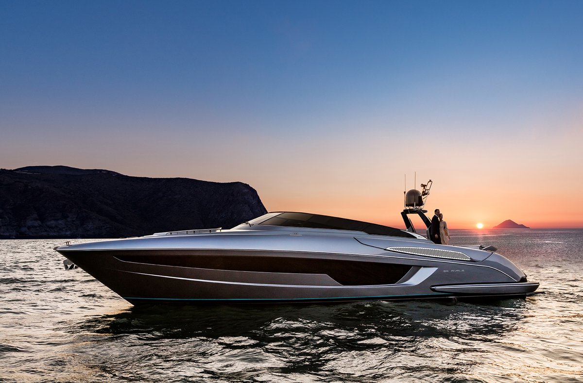 FerrettiGroup's tweet photo. On board your treasured Riva Rivale: the supremely elegant setting for a beautiful evening at sea with the one you love.
-
#keepbuildingdreams #proudtobeitalian🇮🇹 #italia #madeinitaly #ferrettigroup
https://t.co/kNELNUQh2i https://t.co/9is4TfwSMT