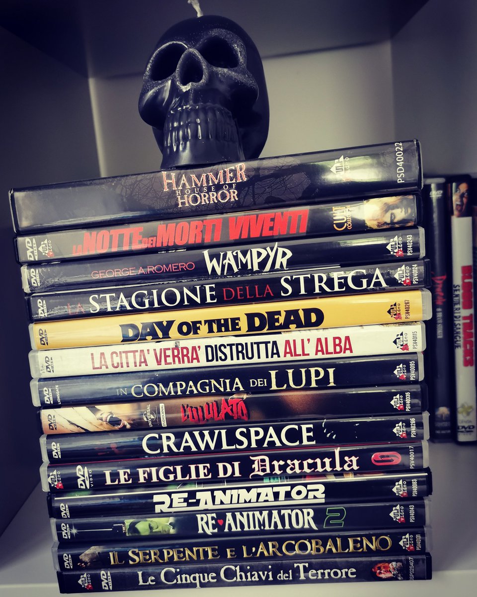 crystalakegirl's tweet photo. #pulpvideo stack!
#horrorstack #horror #collector https://t.co/9UjHYUnxRO