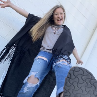 daisy may tweet media