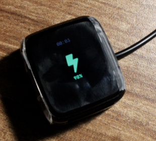 SravanSenthiln1's tweet photo. A simple concept idea for a "dock screen" In #InfiniTime for the #pinetime 
first we have the normal clock screen:
then when docked the charge percent below 95% (not a full charge) 
and at last when docked and the charge percent above 95% (charge complete) https://t.co/MKVs6txZOP