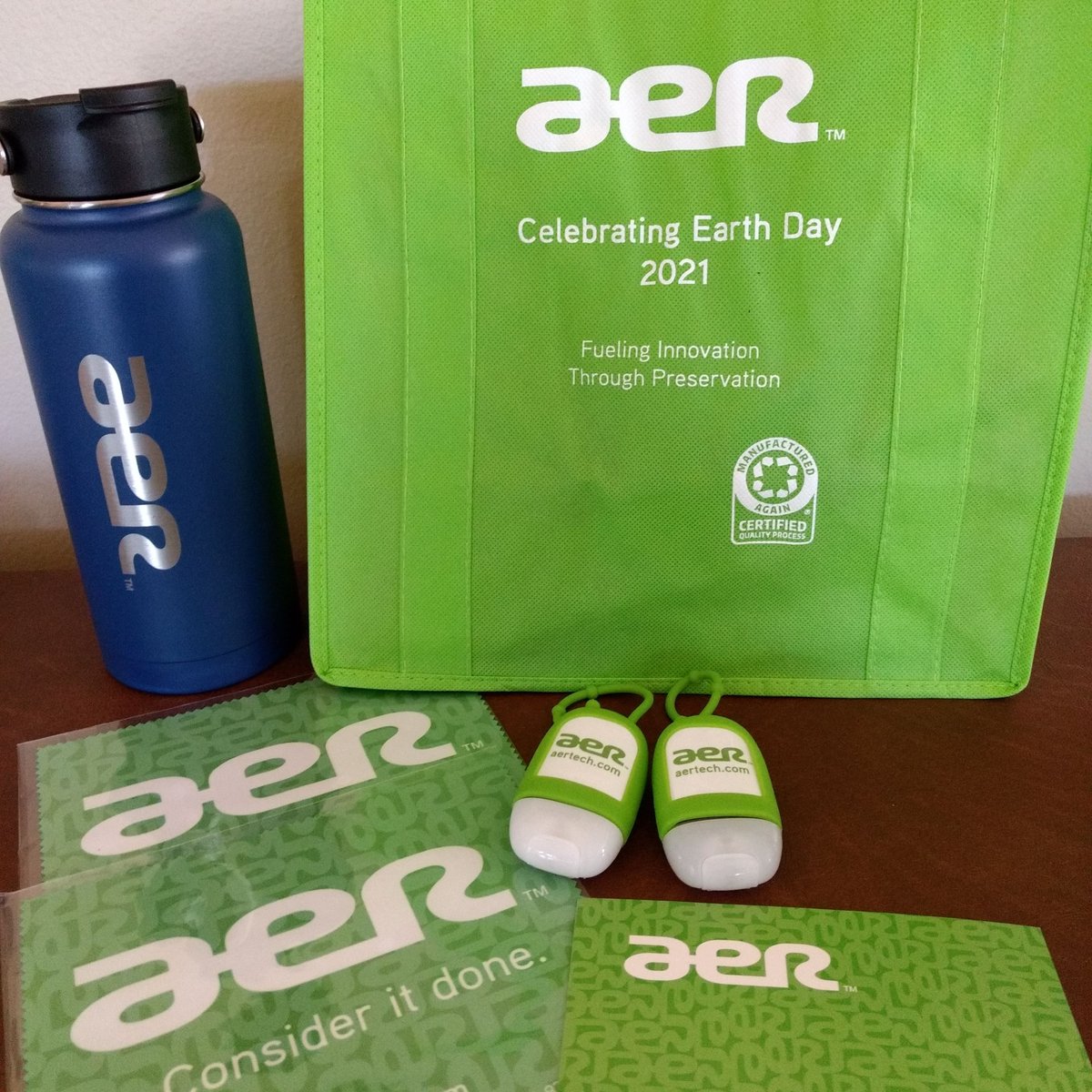 MERA_org's tweet photo. We have the best members! Thank you to @AERpcb for the cool swag and for all you do to promote the benefits of #remanufacturing and #ManufacturedAgain Certification! #earthdayeveryday https://t.co/TrXQv45QMh