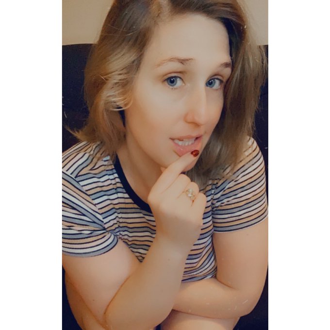 Sooo much thickness 🤤🤤 https://t.co/fGRwFhY9wH