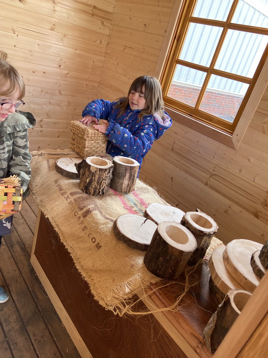 Mixing up mud pies and serving up some “tea” in the green space this morning <a href="/EJSMSchool/">Ecole J S McCormick</a>.