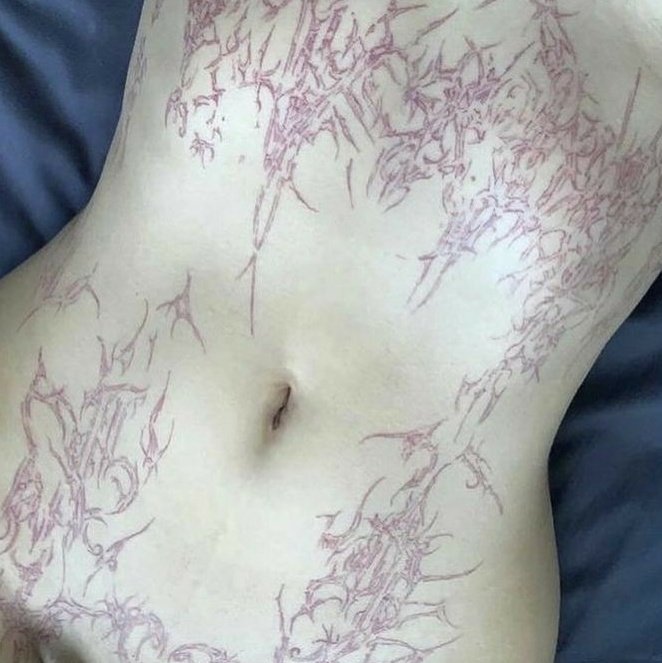 𝖚𝖓𝖍𝖔𝖑𝖞悪魔 (@miilfismo) on Twitter photo 