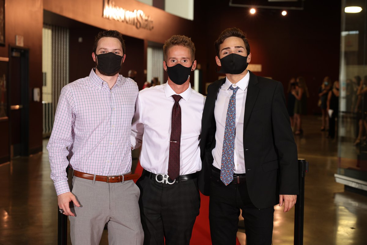 MissouriStBears's tweet photo. Sharp dressed Bears

#BearsShowcase 🐻📸 https://t.co/LYTRuSjMJI