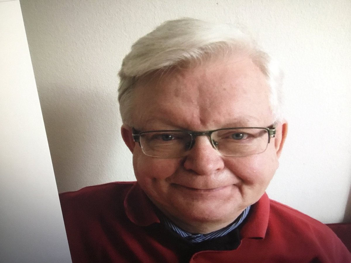 Københavns Politi søger efter Jørgen Christian, der g.d. er gået fra sit hjem på Lersø Park Allé. Jørgen beskrives: mand, 77 år, 170 cm, ca. 80 kg, kort gråt hår, bærer briller, iklædt sort jakke og mørke bukser - medbringer en rollator. Ved oplysninger - ring 114 https://t.co/zXbq8vErCJ