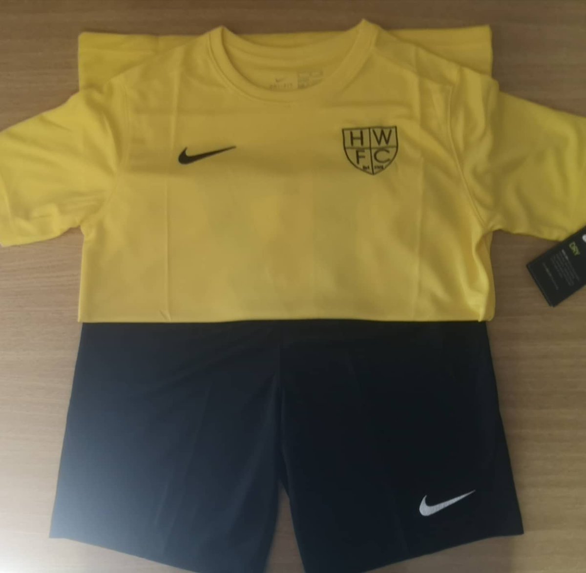 FanaticsNotts's tweet photo. Pleasure to provide @h_warriors U11s with their new home and away kits for the forthcoming season 🔥⚽ https://t.co/yzVTxdcp4k