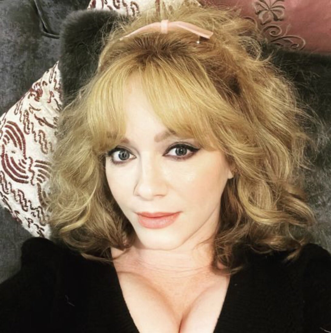 Happy Birthday to the beautiful Christina Hendricks     