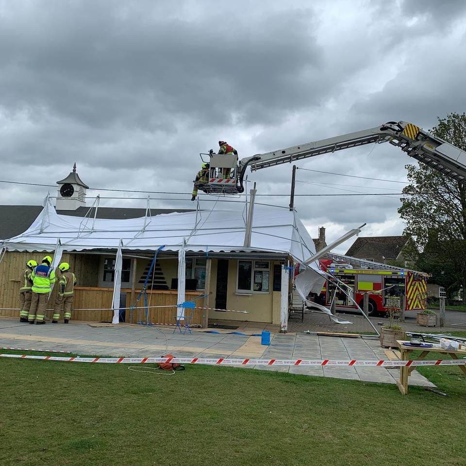 Chrisof1985's tweet photo. Devastating winds have destroyed local community marquee in @BrizeNorton - only 3/w old. This vital asset has been a lifeline to normality for villagers during the pandemic - can some of my favourites on Twitter retweet to help the Humble Bumble Cafe and Social Club replace it? https://t.co/Uxe9sZJiTV