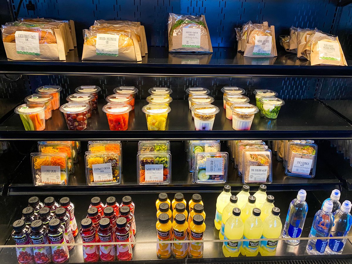 ZapposCulture's tweet photo. Zapponians on campus, #zcafe has your favorite espresso drinks, cold brew on tap, delicious sandwiches, and other deliciousness! ❤️❤️❤️
#zappos #zapposculture #companyculture #lasvegas https://t.co/NyAuI3fBbe