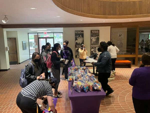 Thank you for stopping by our MSP care package, pick up! It was so good to see all of you! If you didn’t get a chance to stop by, you may stop by the office, before you leave campus. Our office is open until 5pm. Happy Finals Week!
