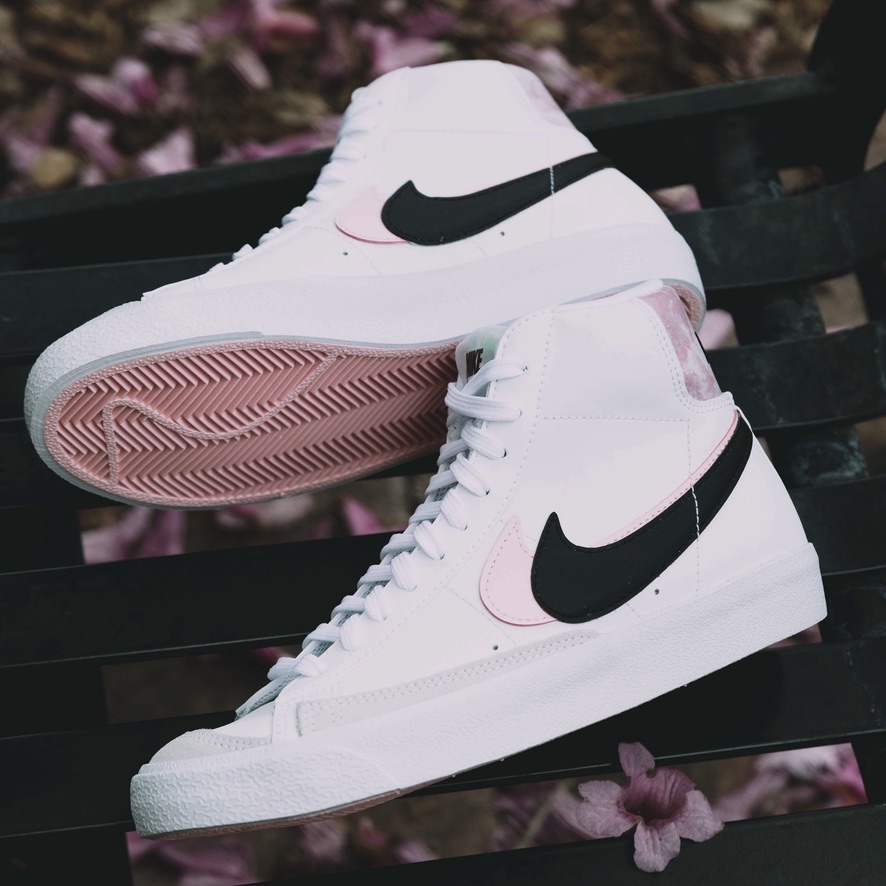 Shiekh.com on Twitter: "Classic with a twist! colors on the silhouette you love!💕 Blazer Mid '77 https://t.co/YmGOZYwdjt • • #shiekh #nike #blazer #kotd https://t.co/r5qfI5JbLP" / Twitter