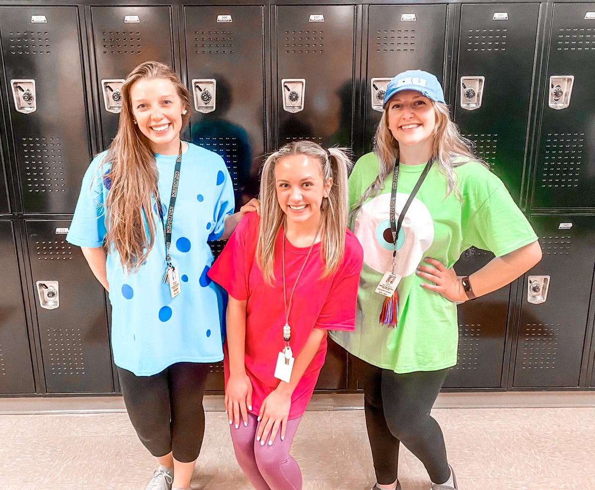 Ms_Miller_Math's tweet image. Disney Day! 💫