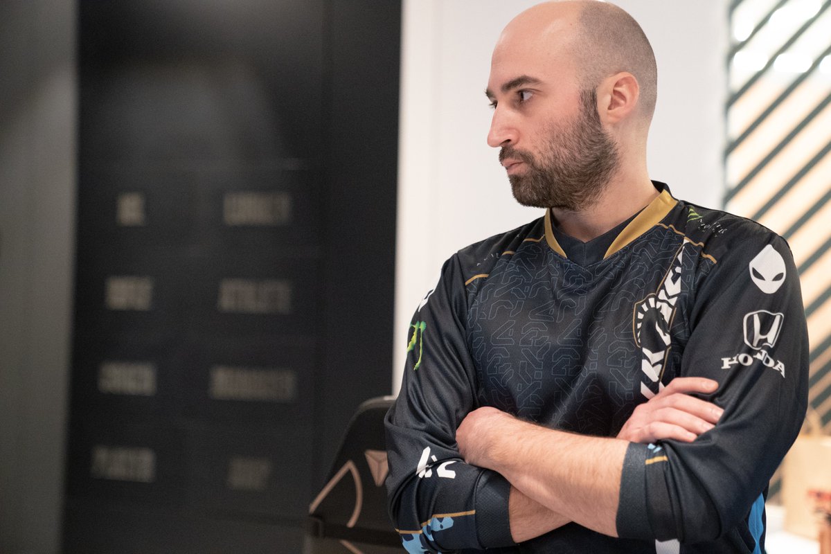 TeamLiquidCS's tweet photo. Today we say farewell to @MosesGG. 

Moses, you were a rock for the team when we most needed it, an amazing communicator with the TLCS fam, and an endless source of energy for the squad. Thank you for everything you gave to us and continue giving to the CS community. https://t.co/xuMeQfyKKC