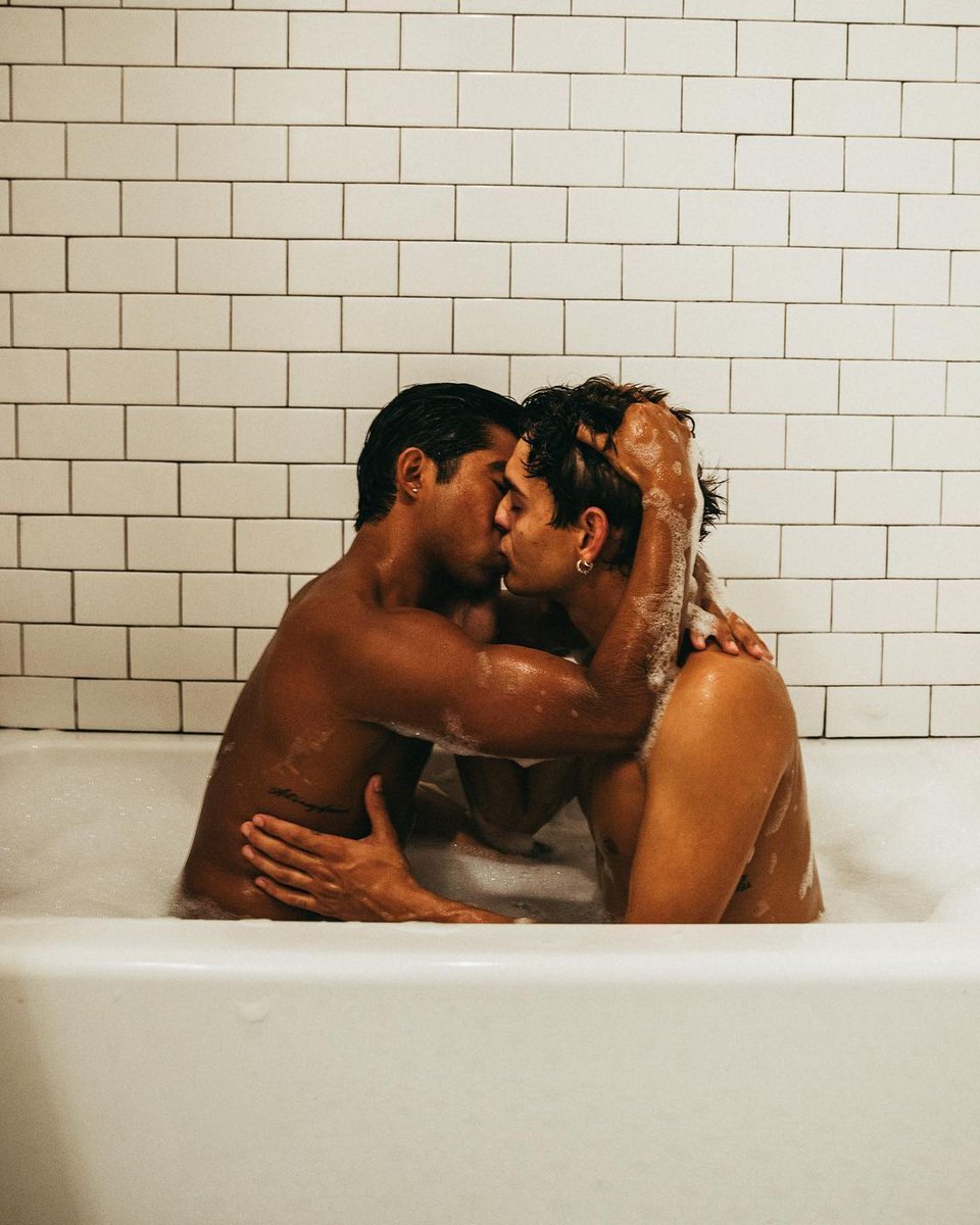 ⚡ (@xmalesecret) on Twitter photo 