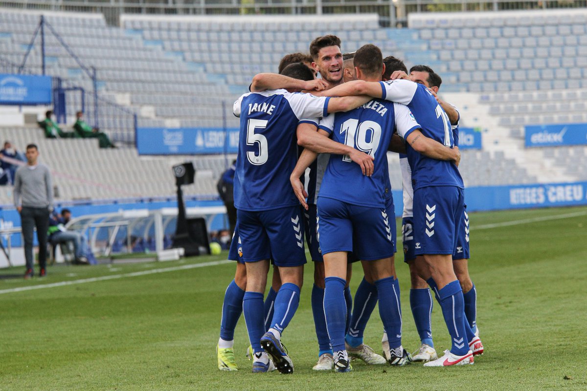 CESabadell's tweet photo. 📝 La crònica del 2-0 #SabadellRayo

🖊️ Segona victòria consecutiva a la Nova Creu Alta

💻 https://t.co/IwDrOSTvHc

💪🏼 #JuntsHoAconseguirem

 #SentlOrgullArlequinat #JuntsHoAconseguirem https://t.co/wkUBSg50gC