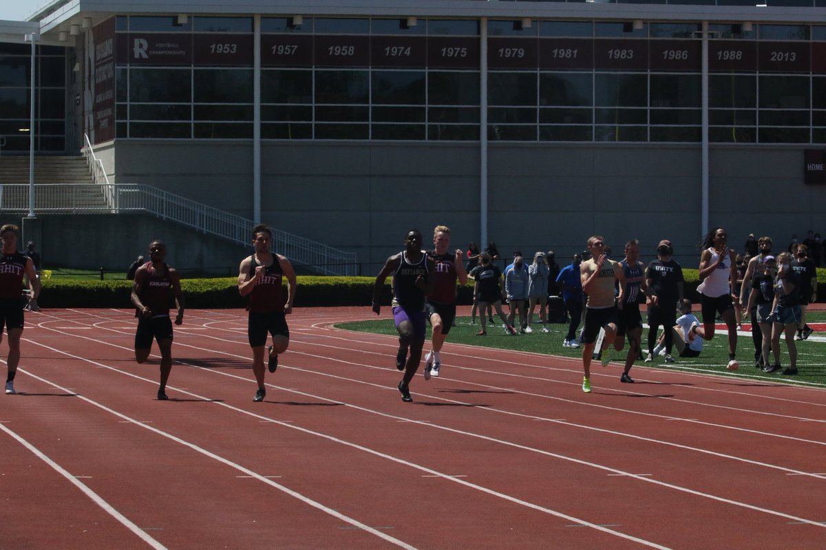 DefiCollegeXCTF's tweet photo. HCAC Conference Championships Meet Photos📸
#GoDefiance #defiancecollegetrack #yellowjacketnation https://t.co/OkmGSAzym5