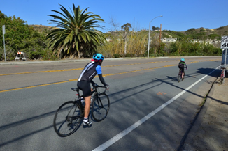 SDCaltrans's tweet photo. May is National Bike Month! 🚲 Caltrans and @SANDAG Build NCC encourage you to participate in Bike Anywhere Week, May 16 to 22.
Pledge to #BikeAnywhere 👉 https://t.co/RqiTvZqhfM
#NationalBikeMonth #BikeAnywhereWeek #BuildNCC #SDCaltrans #SANDAG #SB1 https://t.co/7JudIMIEwP