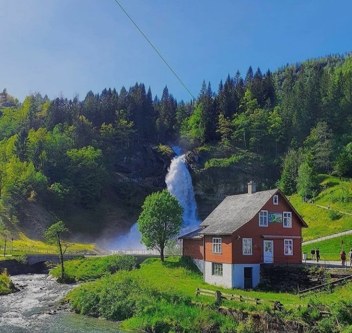 lovesgeography's tweet photo. Hardanger, Norway. https://t.co/vQWC4ulv6l