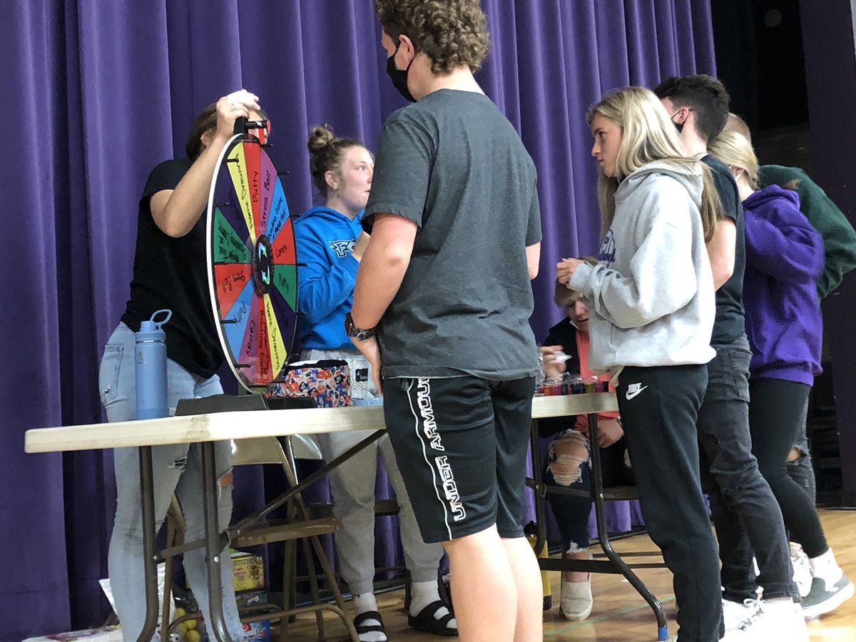 EatonSquad's tweet photo. EHS Hope Squad kicked off Hope Week with a spin for every fact given! Join us tomorrow for a selfie contest at lunch! #ehshopeweek https://t.co/HBgUDiarXo