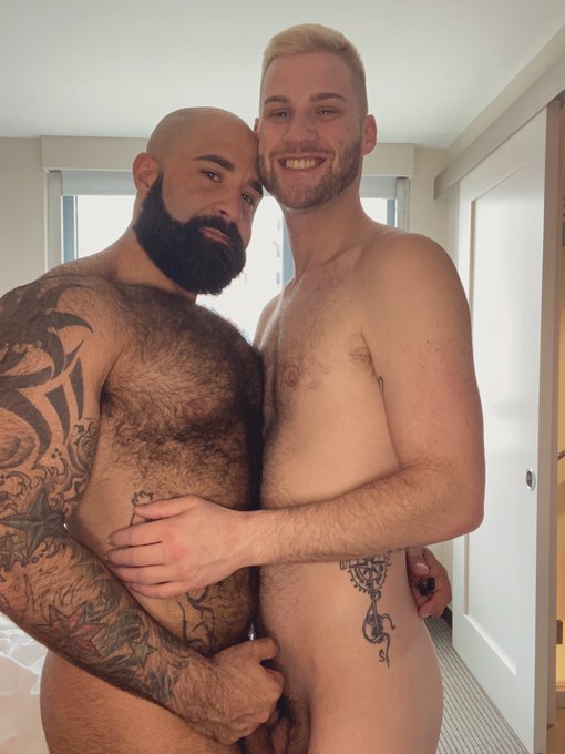 I got to film with this cutie today @ohgay01 ???? https://t.co/xzQrh376ud