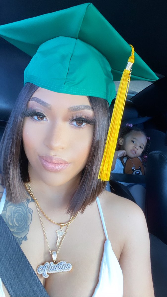 Alantaeee's tweet image. Damn near gave up but you made mommy keep going 💪🏼