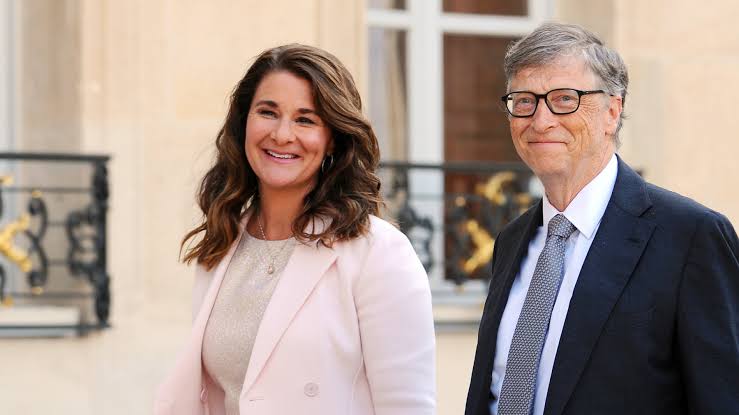 Agdawakee's tweet image. Bill gates divorces Malinda.

Lesson: Money is not all u need in marriage.