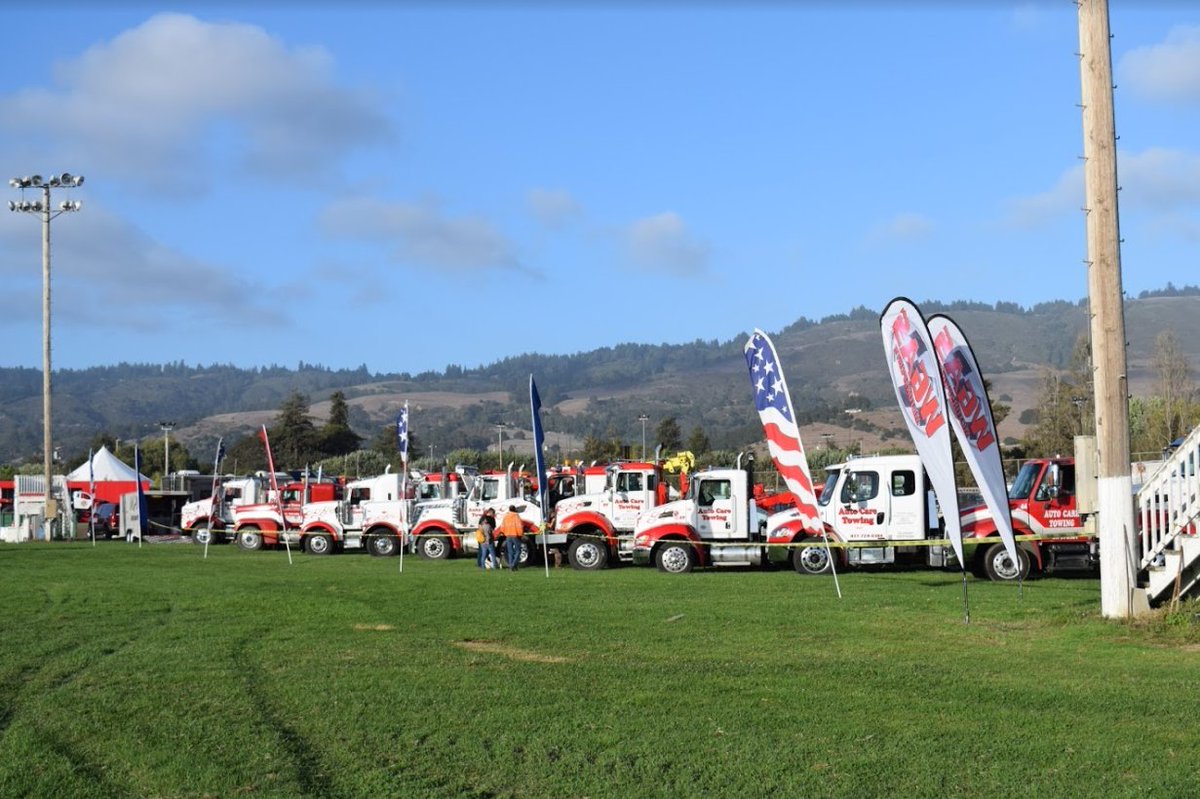 CareTowing's tweet photo. Just your #AutoCareTowing Squad Posted on a sunny afternoon.
#Montereycounty #Santacruzcounty #squad #fleet #tow #towtruck #watsonville #local #towlife #bigtrucks #24/7 #roadside #assistance #service https://t.co/63Tc2LaIE0