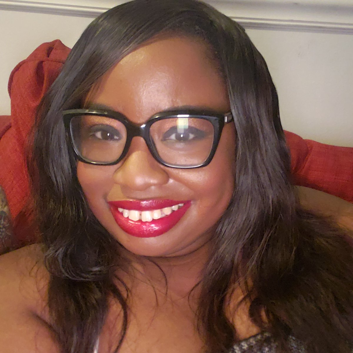 RhondaNicole25's tweet photo. I am ready to be a virtual fan for WWE Raw tonight. They are about to get all this sexy and fabulousness 💖💖💖. #VirtualFan. #WWE https://t.co/W3JNYCbkBX