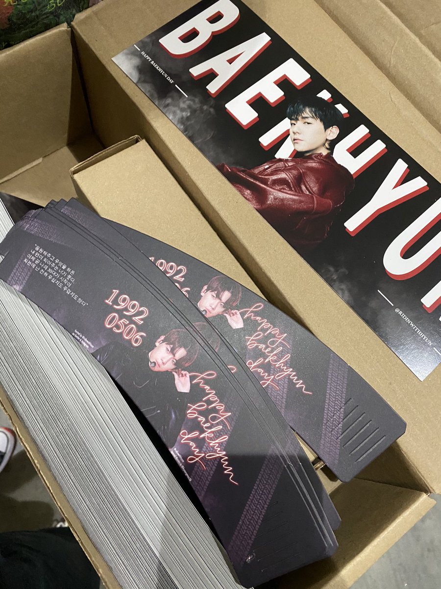since we have a lot of cupsleeves and banners still, I will be dropping some off at the source in OC at kplace! You can just ask them for the baekhyun cupsleeves and freebies and they’ll give them out until they run out ~