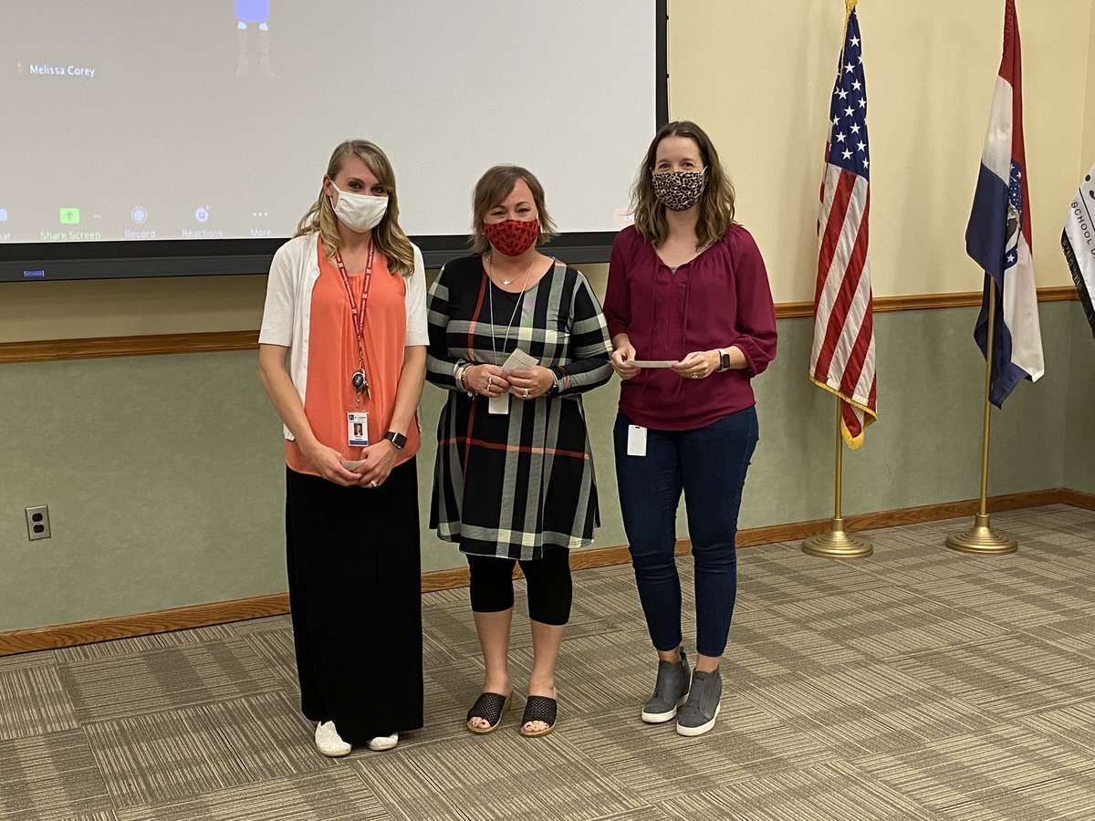 StJoeMSTA's tweet photo. Tonight we were able to give classroom grants, scholarships, and a free membership to some of our hard working members! We appreciate everything that you do for the students and staff for SJSD! https://t.co/ipPSVfPqt4