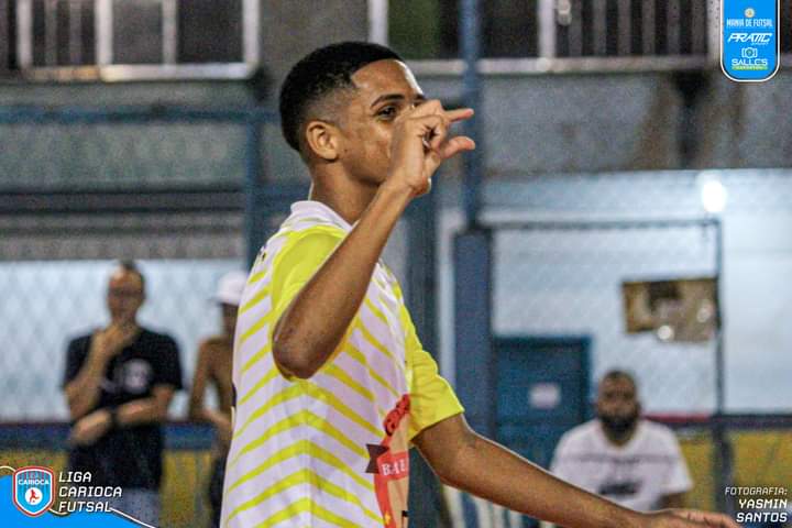 MayconnNeves's tweet photo. A vida é como um jogo de futebol, cada lance pode definir sua trajetória. ⚽❤️ https://t.co/SMkWj5vhql