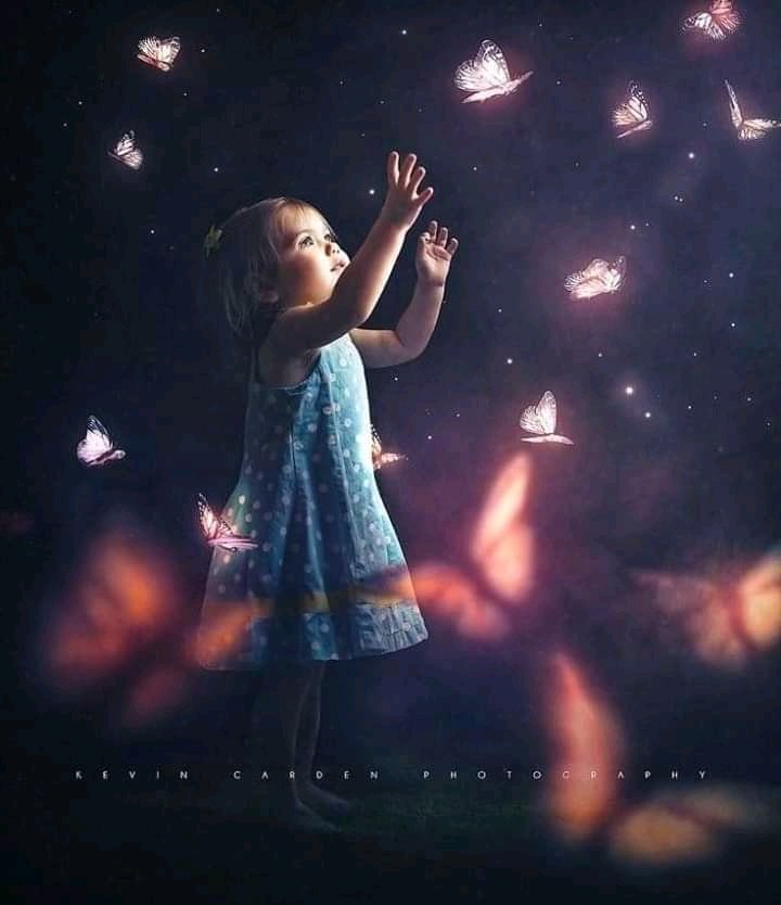 #٢٢_رمضان🌙
"اللهم يا من تسمع الأصوات وإن خفيت  وتقضي الحاجات وإن عظمت وتجيب الدعوات وإن ثقلت  وتغفر الزلات وإن كثرت اللهم يا كريم نسألك أن تكسينا حلل السعد والمهابة وأن تحفظنا من الهم والكآبة وأن تلهمنا الدعاء أوقات الإجابة 🤲 "