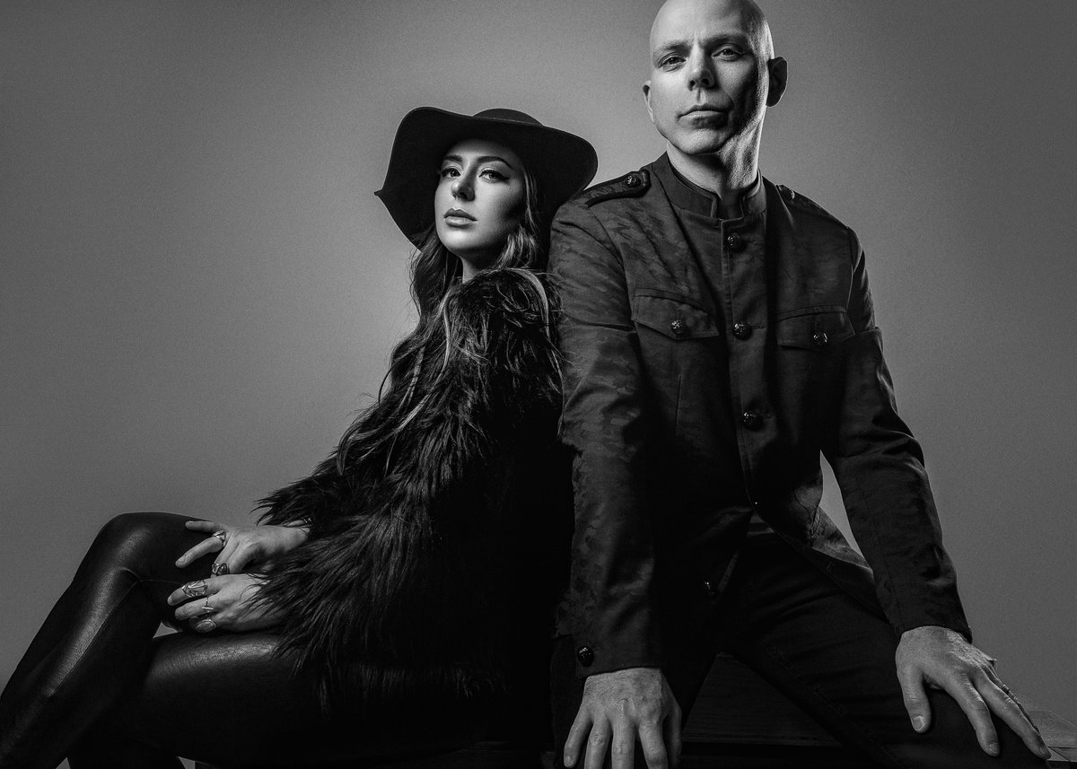 Central Mo News (@centralmonews) on Twitter photo The awesome Casandra Carson of <a href="/LifeProjectBand/">The L.I.F.E. Project</a> took some time to chat about the upcoming album and some news about <a href="/paralandra_rock/">Paralandra</a> Check it out! #NewMusic
centralmonews.net/entertainment/… The awesome Casandra Carson of <a href="/LifeProjectBand/">The L.I.F.E. Project</a> took some time to chat about the upcoming album and some news about <a href="/paralandra_rock/">Paralandra</a> Check it out! #NewMusic
centralmonews.net/entertainment/…