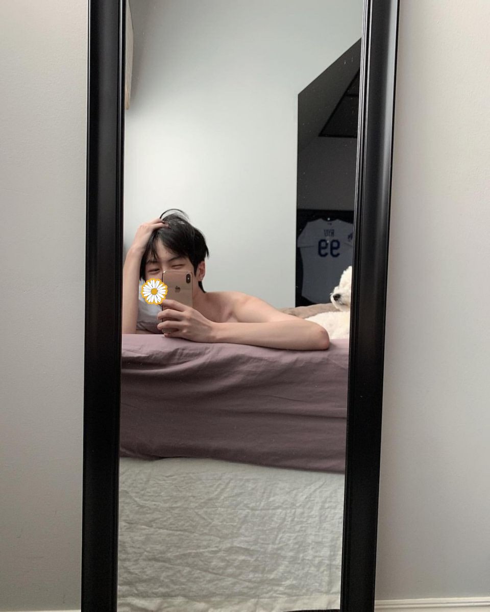 ⠀⠀
Good Morning! i had a quite an eventful but fun morning, i hope you guys are too! Have a great wednesday!
ㅤ